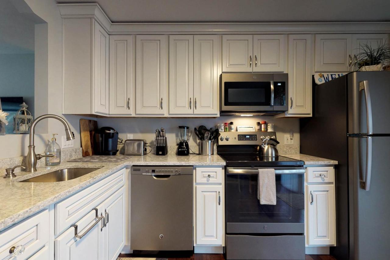 The Harwich House Villa Bagian luar foto
