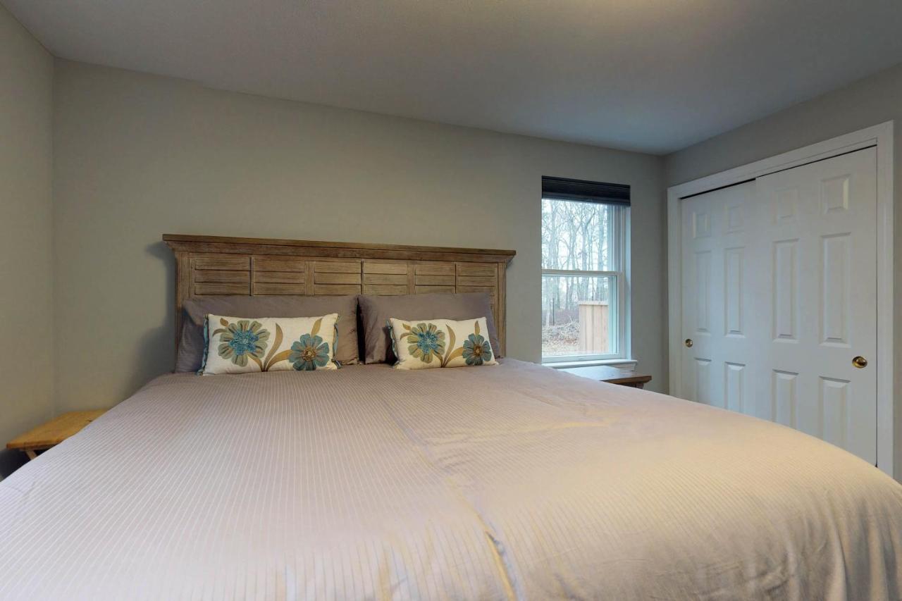 The Harwich House Villa Bagian luar foto